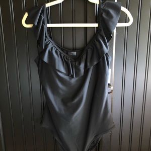 NWT Old Navy Black Ruffle Tank Swimsuit L